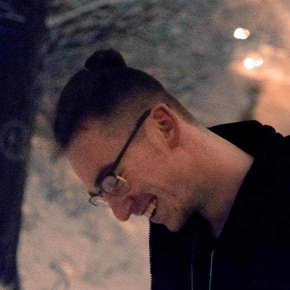 Meet your Posher, Sean - Picture 1 of 1